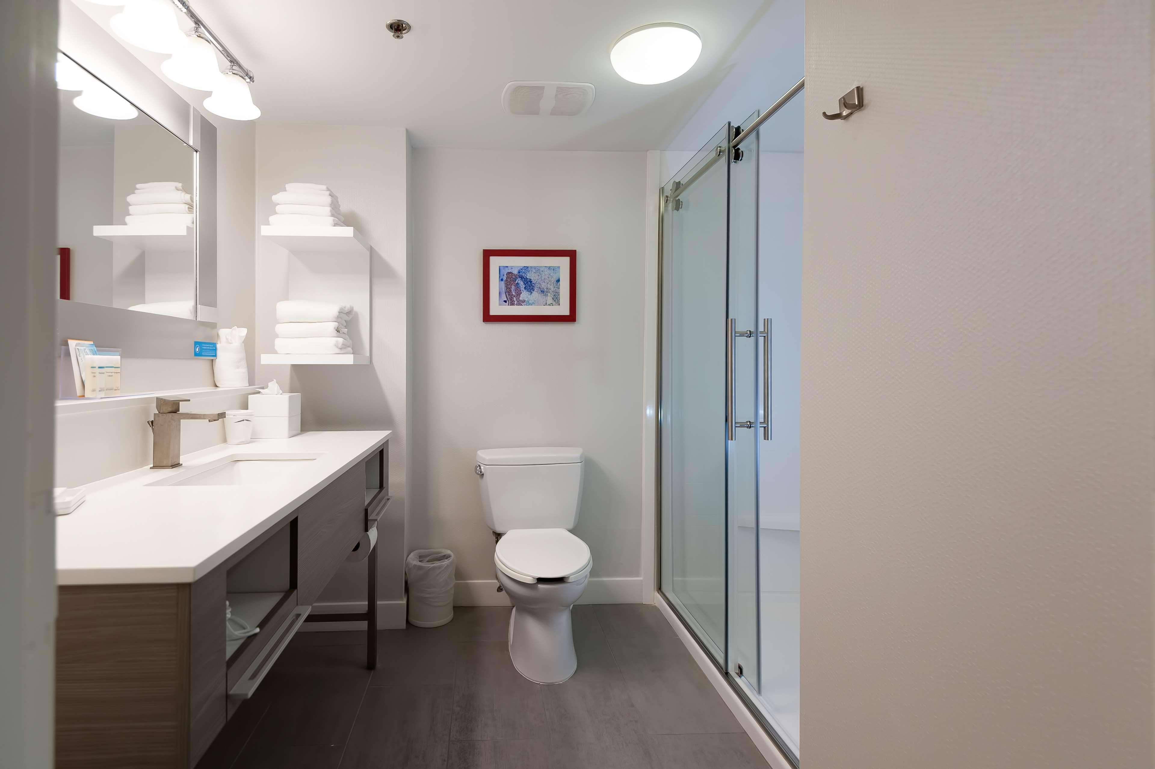 Hampton Inn East Windsor Eksteriør bilde