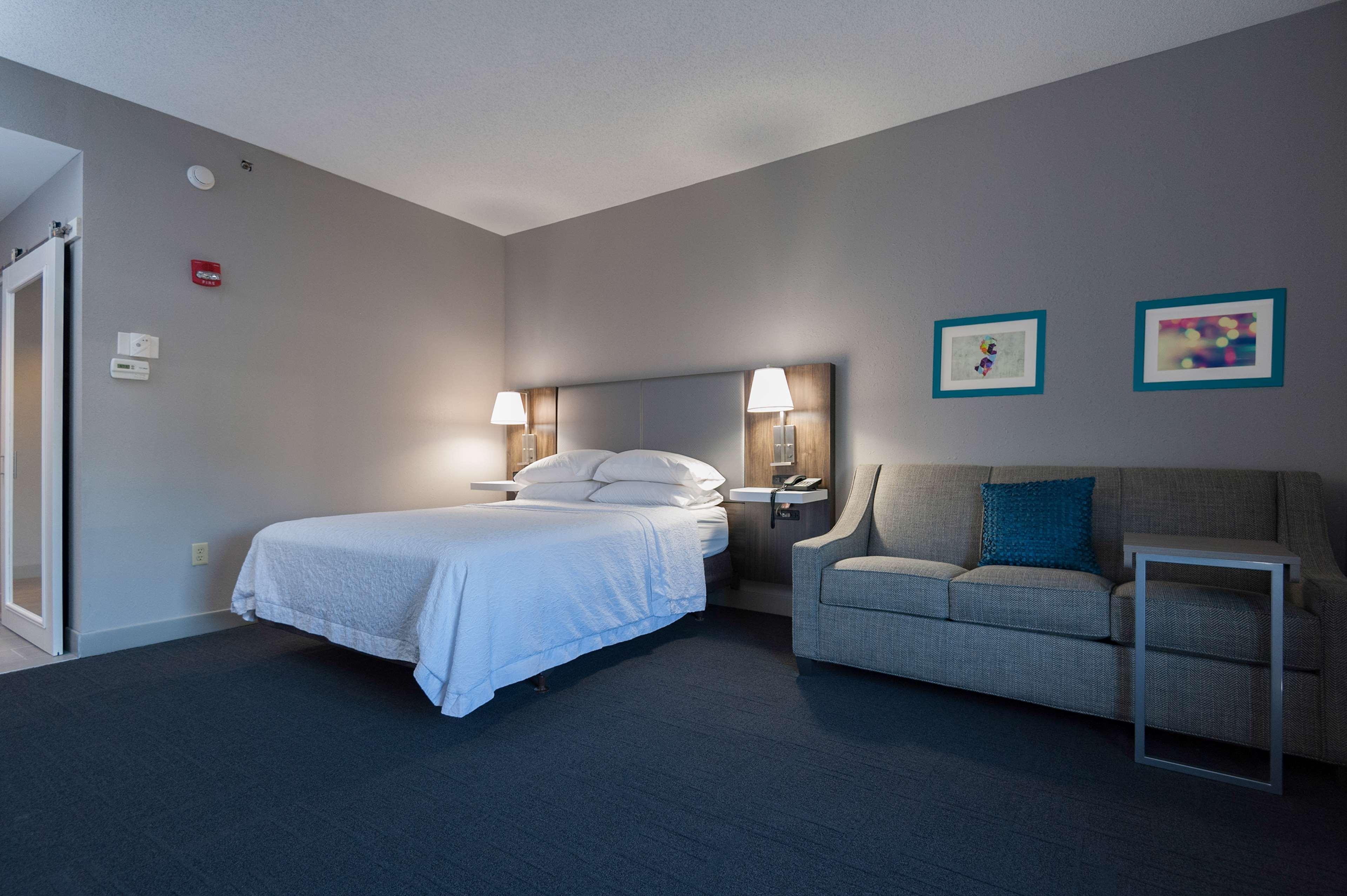 Hampton Inn East Windsor Eksteriør bilde
