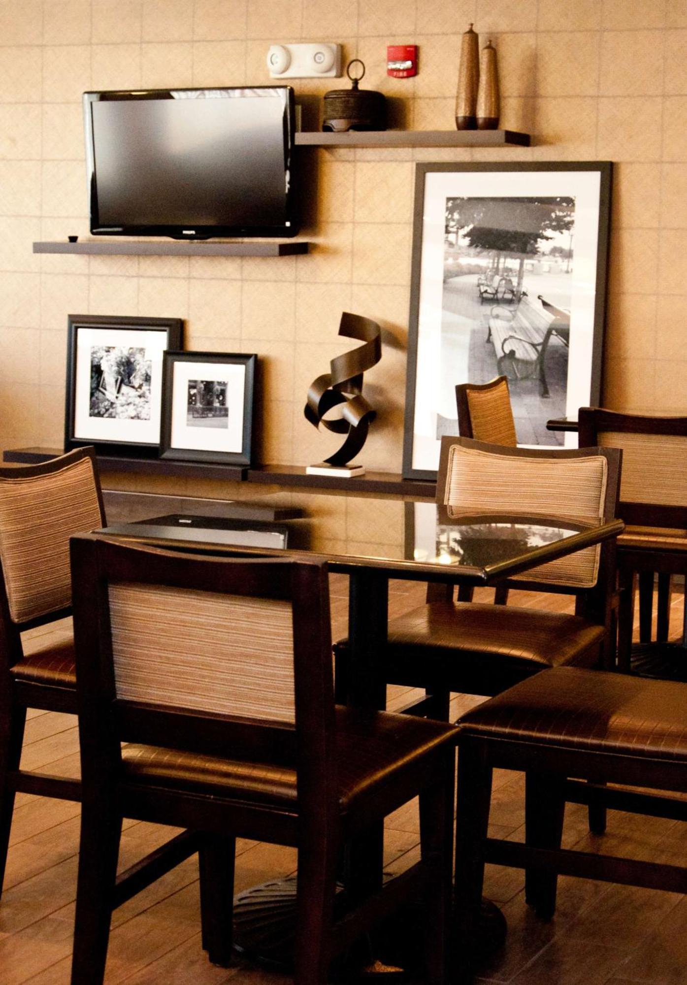Hampton Inn East Windsor Eksteriør bilde